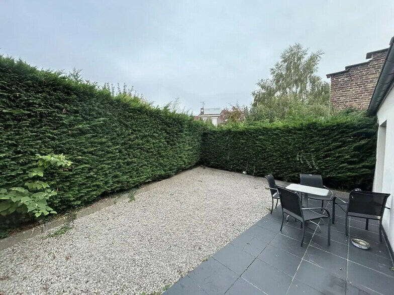 Commerce de détail dans VILLENEUVE-D'ASCQ à louer - Photo du bâtiment - Image 2 de 6