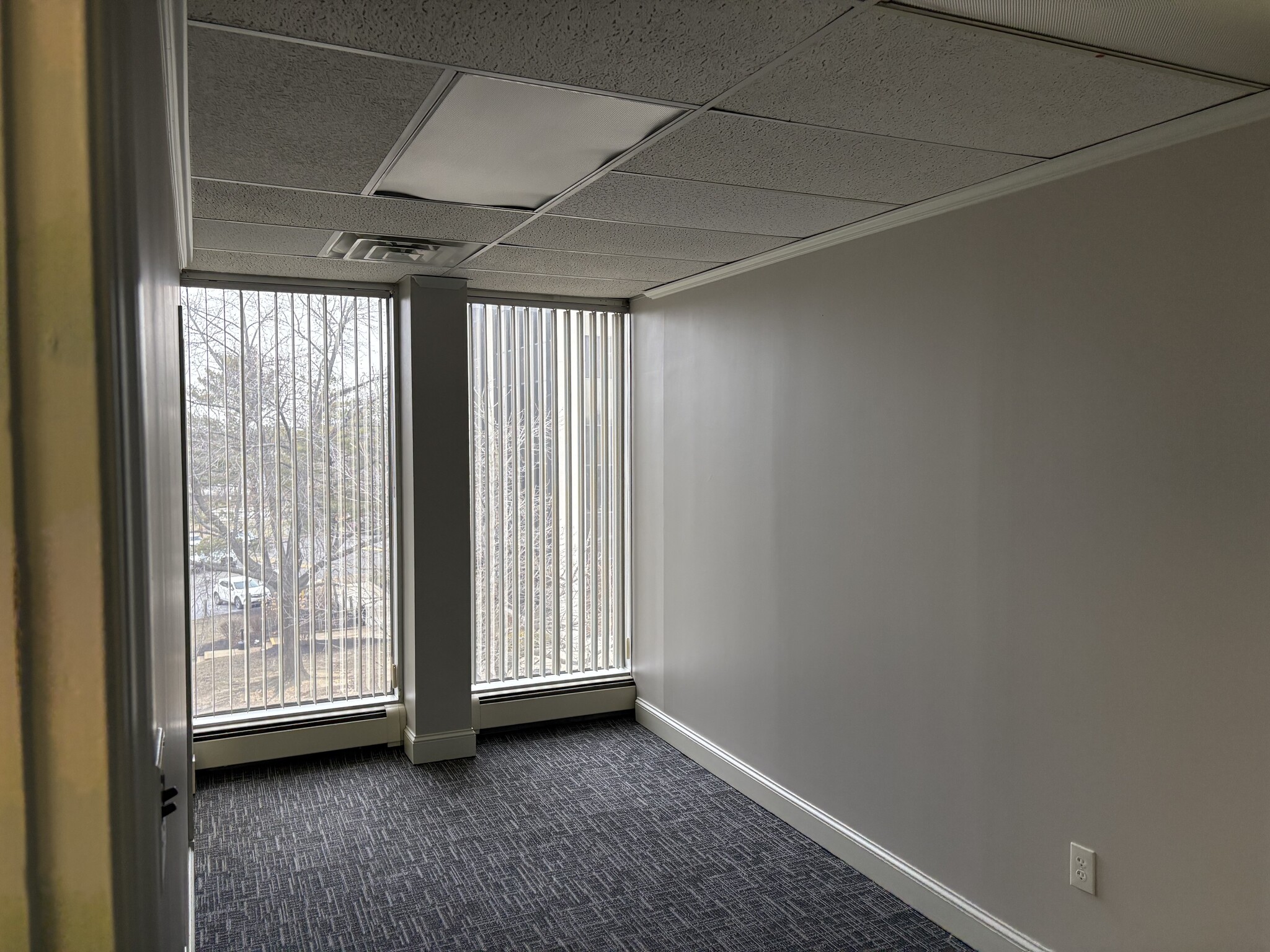 1101 N Kings Hwy, Cherry Hill, NJ for lease Interior Photo- Image 1 of 5