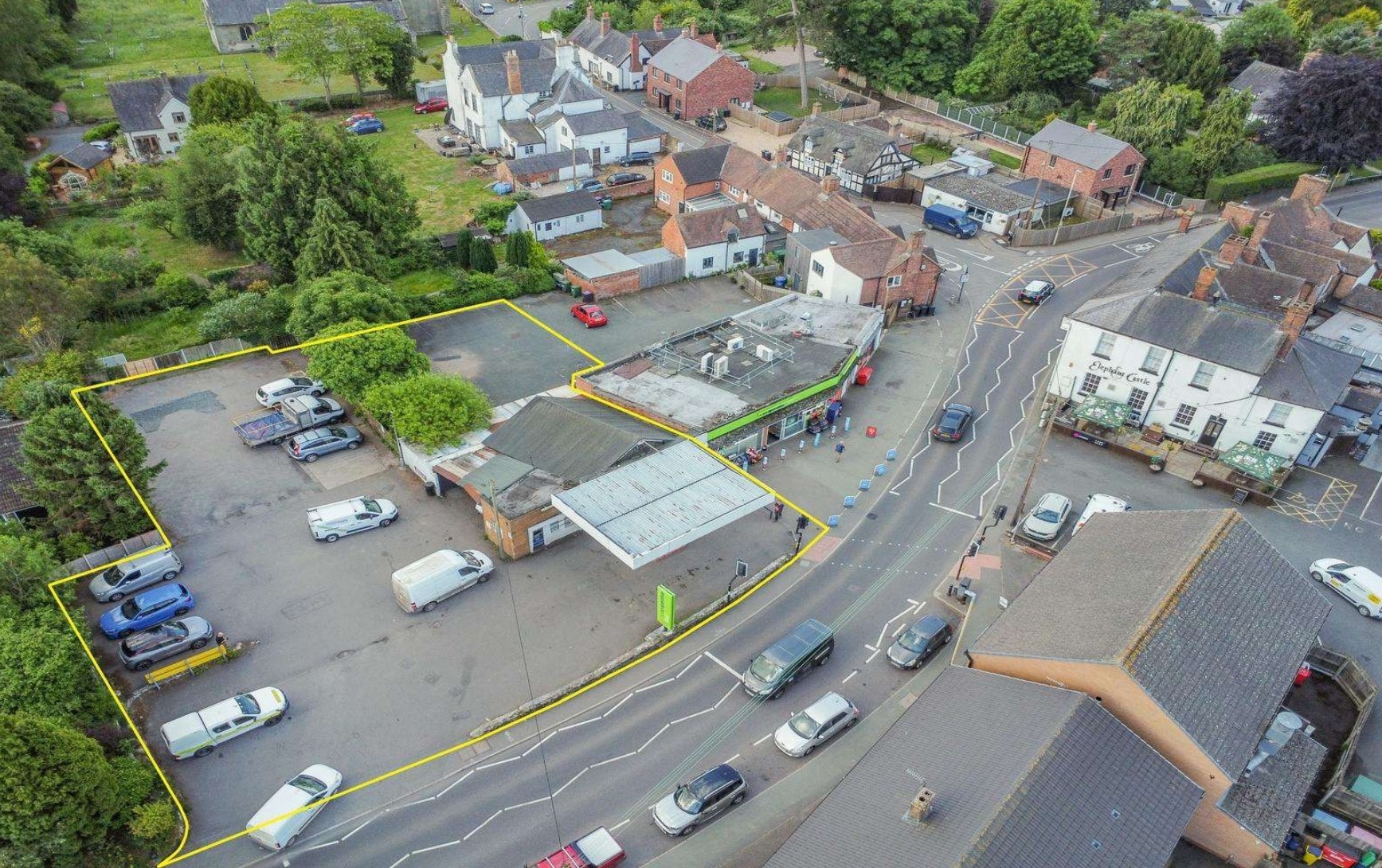Drayton Rd, Shawbury for sale Primary Photo- Image 1 of 4