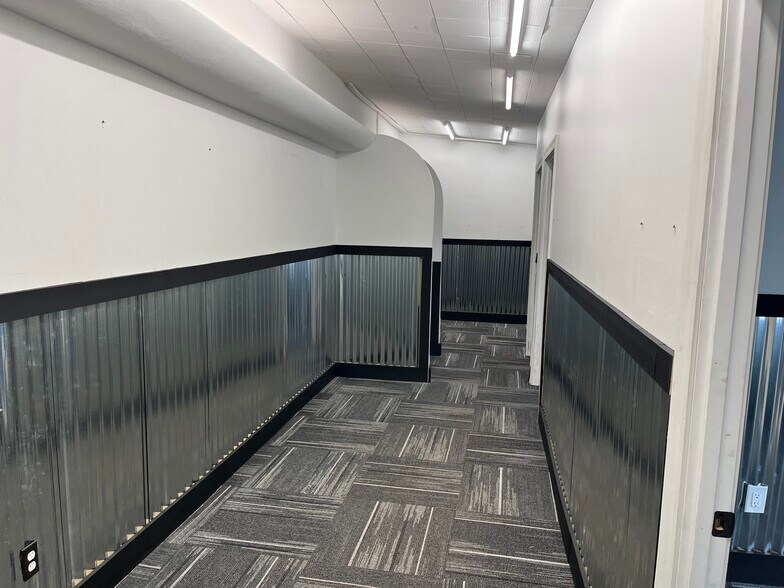 143-147 Grand Ave, Kirkwood, MO à vendre - Photo du bâtiment - Image 3 de 5