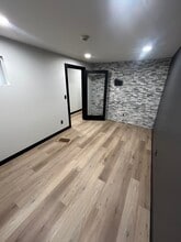 23717 Bothell-Everett Hwy, Bothell, WA for lease Interior Photo- Image 2 of 9