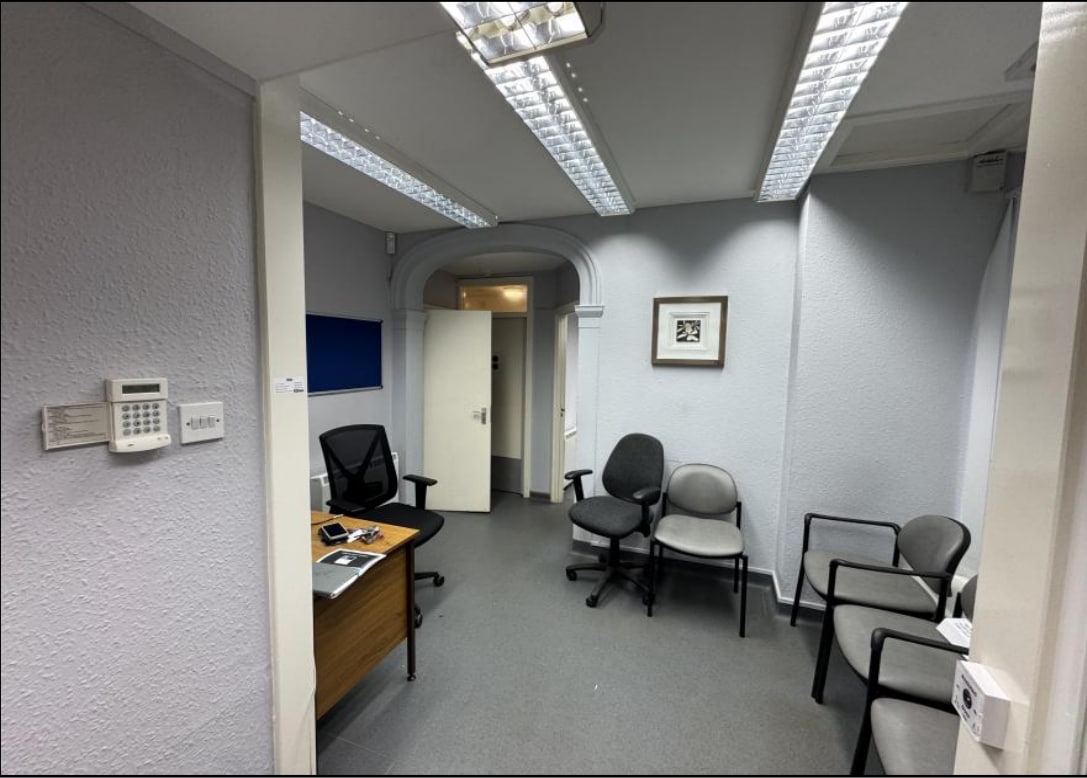 9-11 Alexandra Av, Kirkintilloch, EDU G66 5AW - Unité 11 -  - Photo intérieure - Image 1 of 2