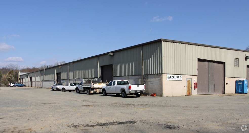 10939 PHILADELPHIA Rd, White Marsh, MD for lease - Building Photo - Image 1 of 5