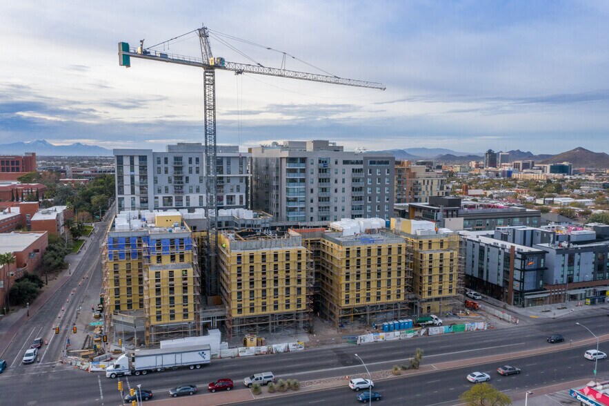 1055 N Park Ave, Tucson, AZ à louer - Photo du bâtiment - Image 3 de 19