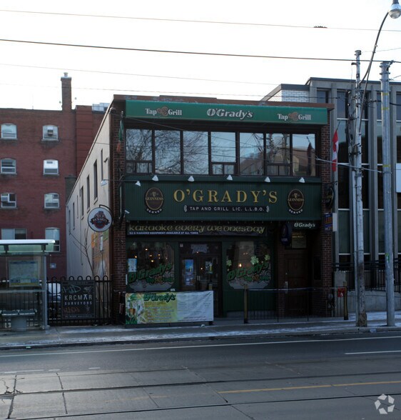 171 College St, Toronto, ON à vendre - Photo principale - Image 1 de 1