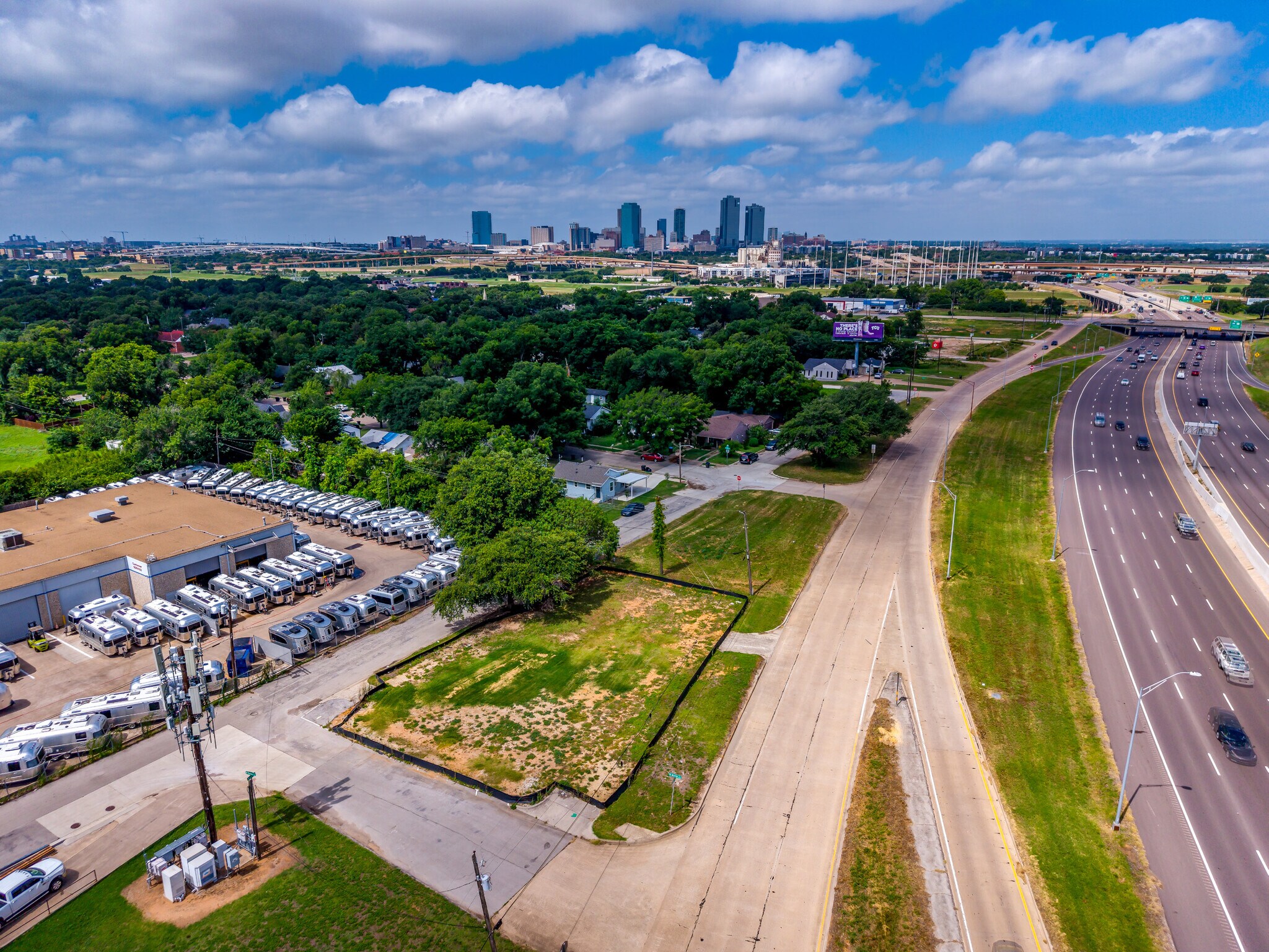 2980 Airport Fwy, Fort Worth, TX for sale Primary Photo- Image 1 of 5