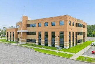 Plus de détails pour 400 Boul Armand-Frappier, Laval, QC - Bureau, Industriel à louer