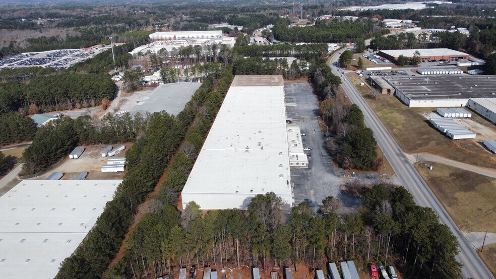 1995 Lithonia Industrial Blvd, Lithonia, GA à louer - Photo du bâtiment - Image 3 de 13