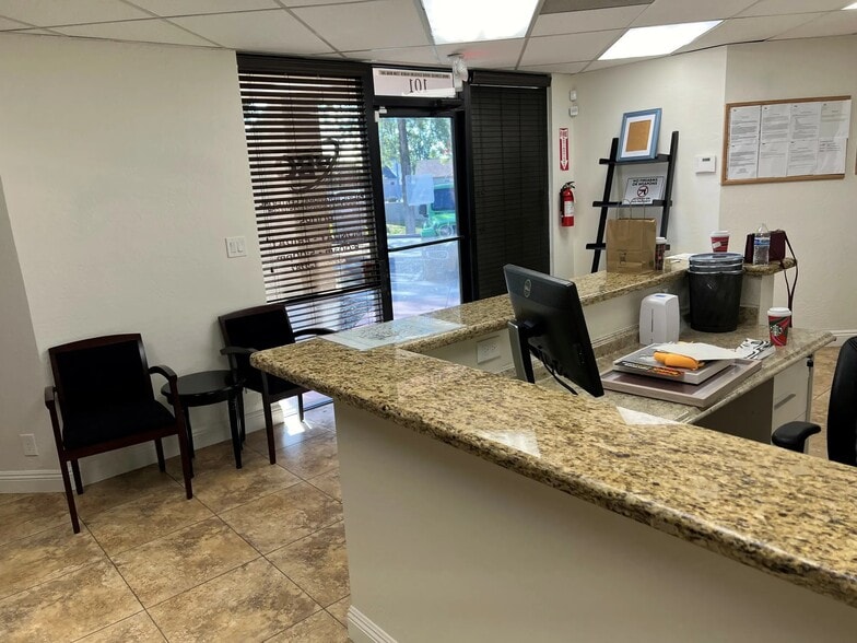 6344 E Brown Rd, Mesa, AZ for lease - Interior Photo - Image 2 of 15
