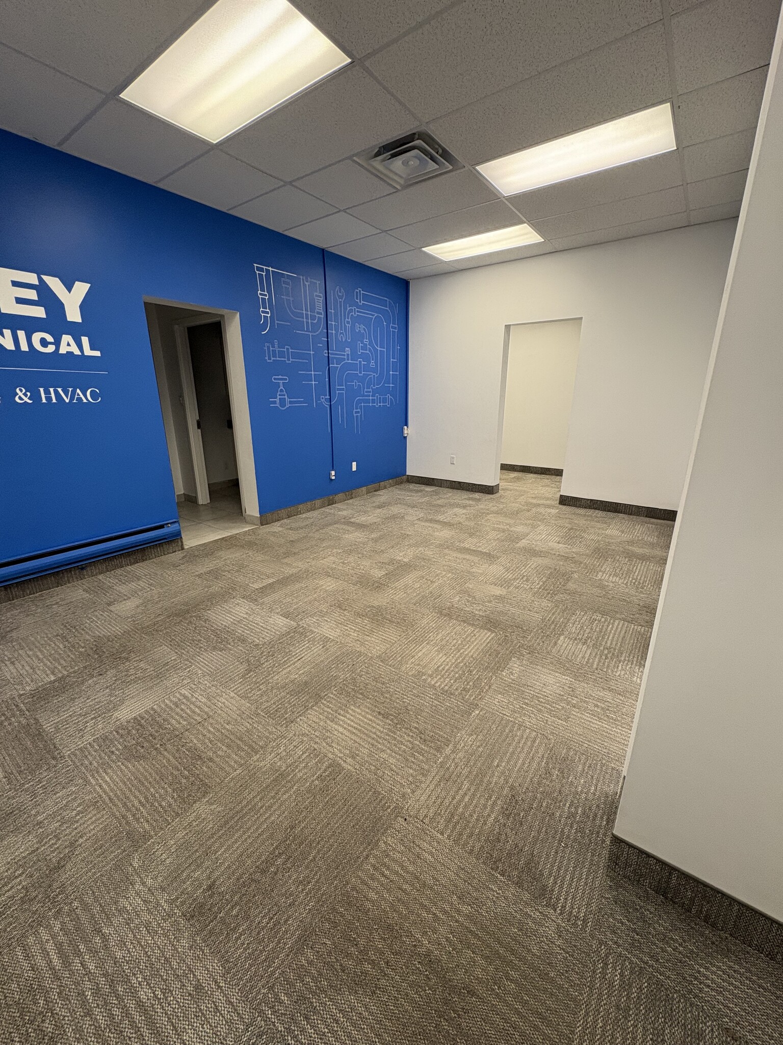 7528-7550 Bath Rd, Mississauga, ON for lease Interior Photo- Image 1 of 14