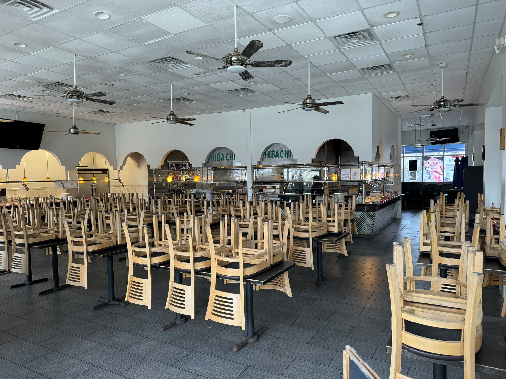 Highland Rd & W State St, Baton Rouge, LA for lease Building Photo- Image 1 of 5