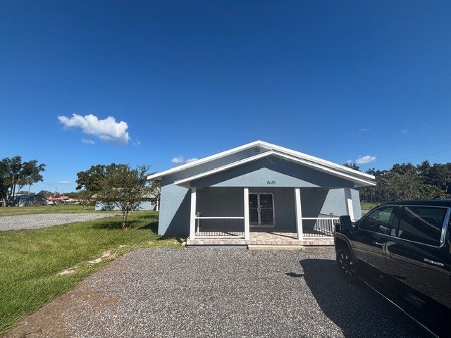Plus de détails pour 8635 W Goodman Ln, Homosassa, FL - Local d'activités à louer