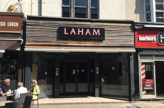 Plus de détails pour 11 Warwick St, Worthing - Commerce de détail à louer