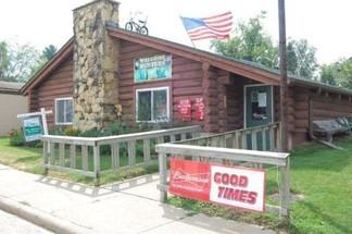 Plus de détails pour 307 Main St, Hollandale, WI - Vente au détail à vendre