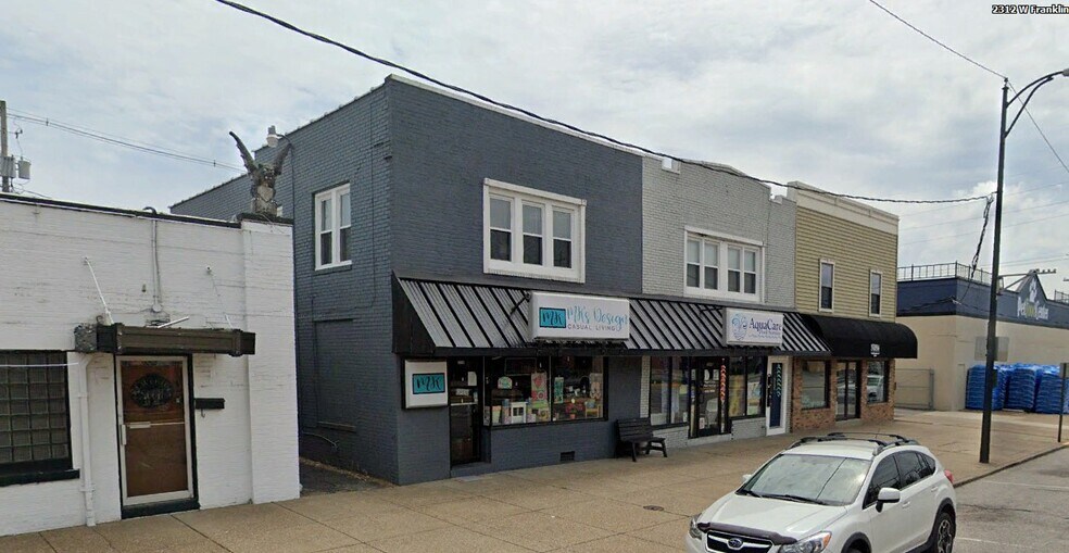 2314 W Franklin St, Evansville, IN à louer - Photo du bâtiment - Image 2 de 12