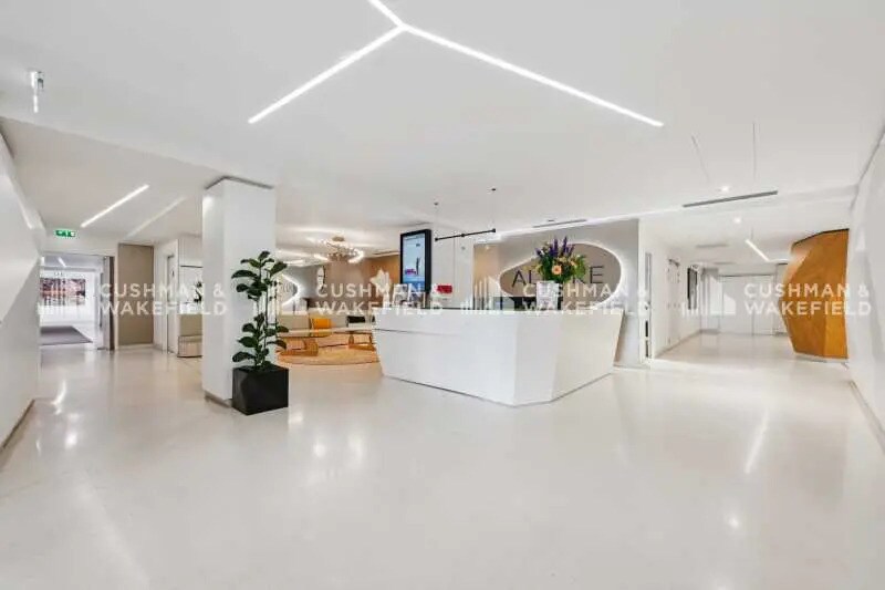 101-109 Rue Jean Jaurès, Levallois-Perret for lease - Lobby - Image 3 of 8