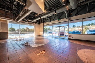 31239 State Route 20, Oak Harbor, WA for lease Interior Photo- Image 1 of 3