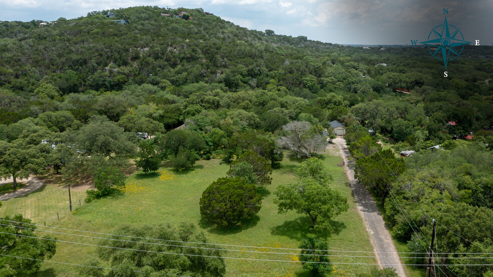 15034 Scenic Loop Rd, Helotes, TX à vendre - Photo du bâtiment - Image 3 de 10