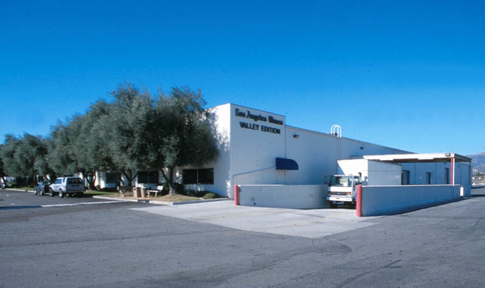 8966 Comanche Ave, Chatsworth, CA à louer - Photo du bâtiment - Image 2 de 4