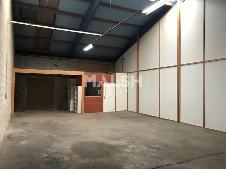 25 Avenue Beauregard, Décines-Charpieu for lease - Interior Photo - Image 2 of 31