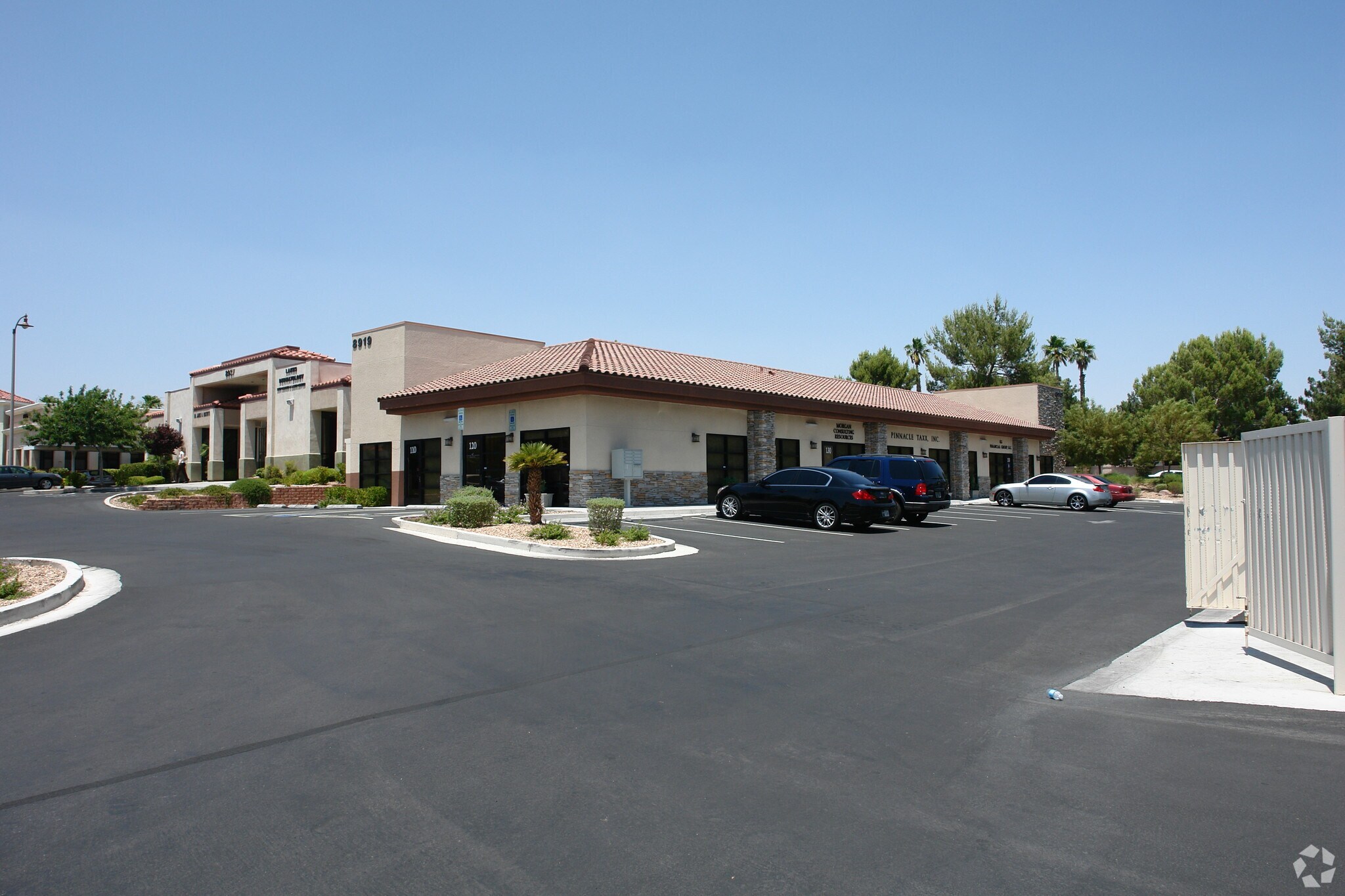 8801 W Sahara Ave, Las Vegas, NV for lease Primary Photo- Image 1 of 16