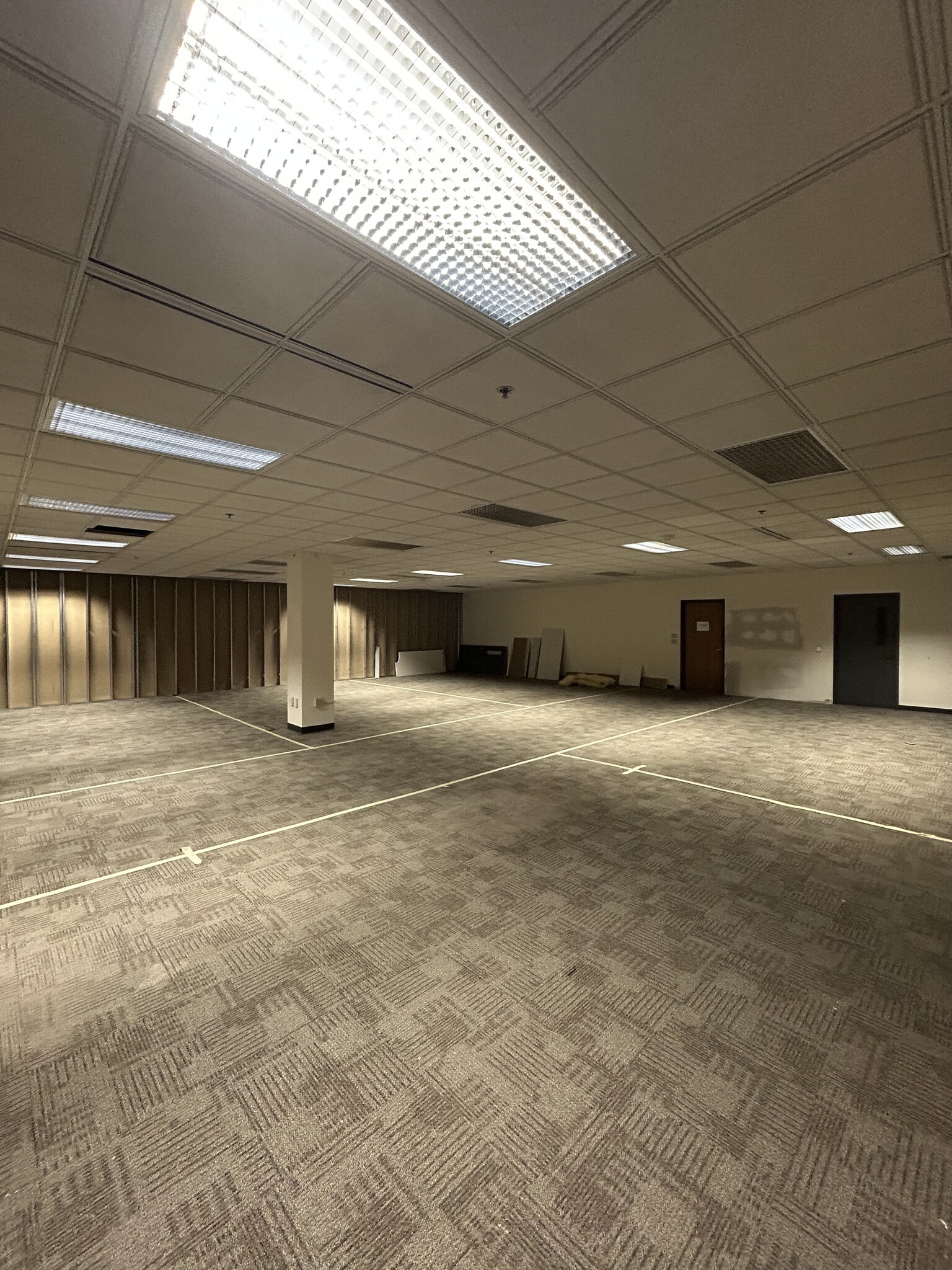 2607 N Grandview Blvd, Waukesha, WI à louer Photo intérieure- Image 1 de 5