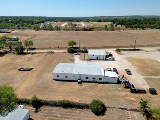 Plus de détails pour 396 Goshen Rd, Springtown, TX - Vente au détail à vendre