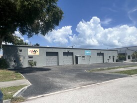 211 14th St N, Saint Petersburg FL - Dépanneur