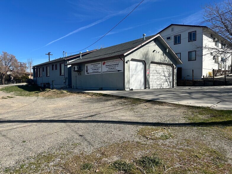72 Burns St, Reno, NV à louer - Photo du bâtiment - Image 3 de 5