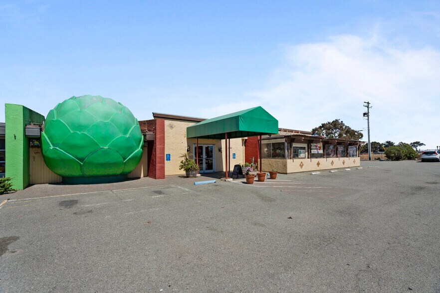 11261 Merritt St, Castroville, CA à vendre - Photo du bâtiment - Image 2 de 29