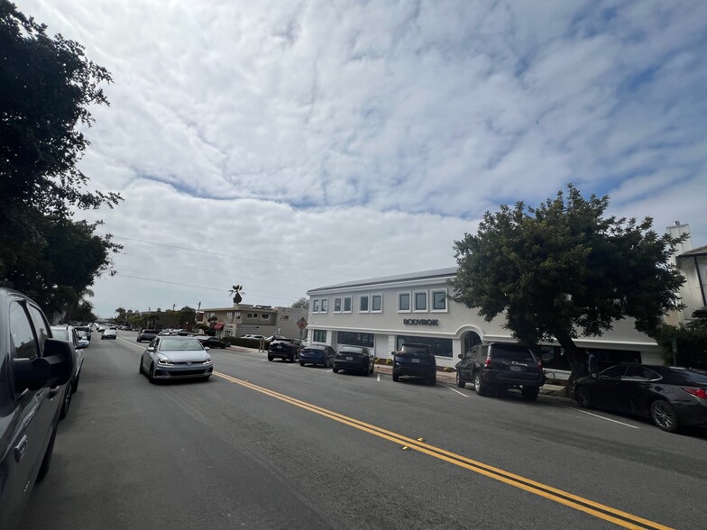 1150 Silverado St, La Jolla, CA for lease - Building Photo - Image 3 of 15