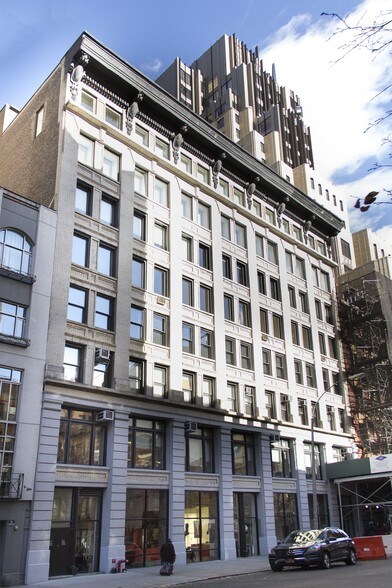 227-239 W 17th St, New York, NY à vendre - Photo du bâtiment - Image 2 de 4