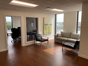 2170 Ashley Phosphate Rd, North Charleston, SC for lease Interior Photo- Image 2 of 6