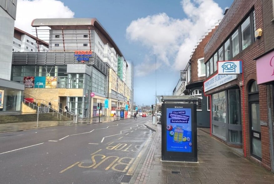 221-223 High St, Gateshead for lease - Building Photo - Image 2 of 3