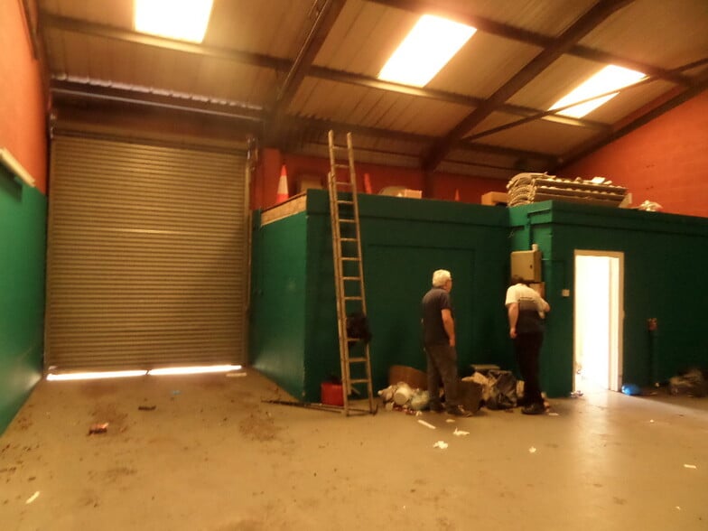 Highfield Industrial Estate, Ferndale for lease - Interior Photo - Image 3 of 3