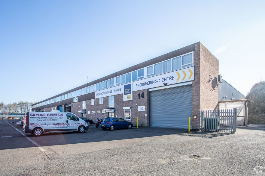 Gorsebrook Rd, Wolverhampton à louer - Photo du bâtiment - Image 2 de 4