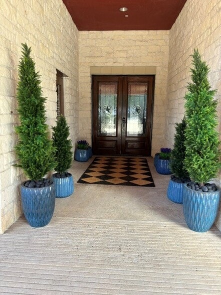 2200 N FM 3083 Rd W, Conroe, TX for lease - Building Photo - Image 3 of 30