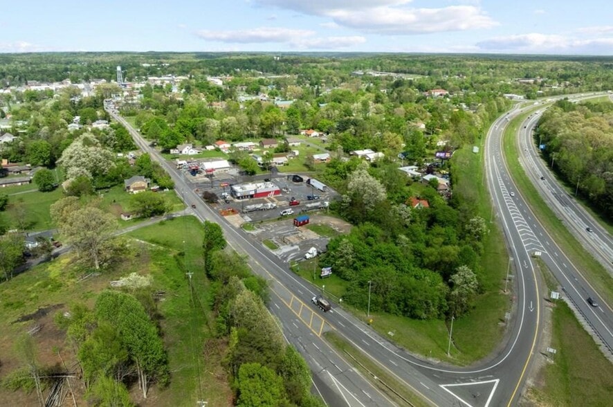 920 S Holly St, Monterey, TN for sale - Aerial - Image 2 of 5