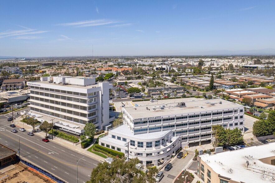 351 Hospital Rd, Newport Beach, CA à louer - Aérien - Image 3 de 14