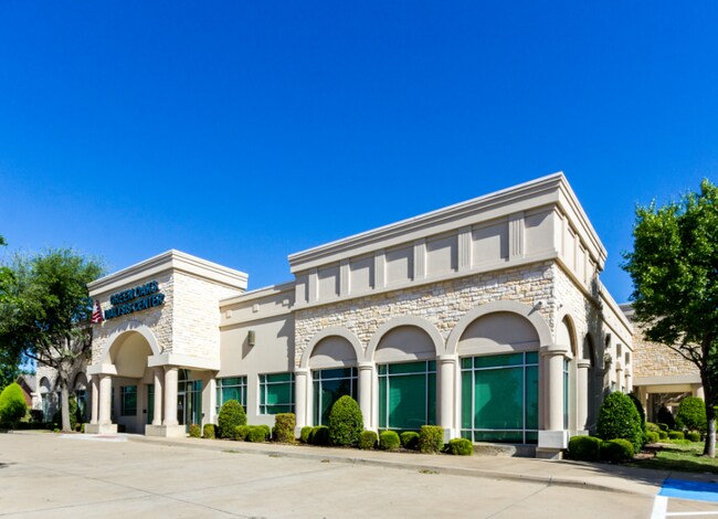 More details for 1950 NE Green Oaks Blvd, Arlington, TX - Office for Lease