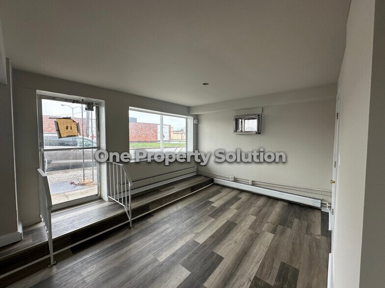 5284 Broadway, Merrillville, IN à louer - Photo intérieure - Image 2 de 10