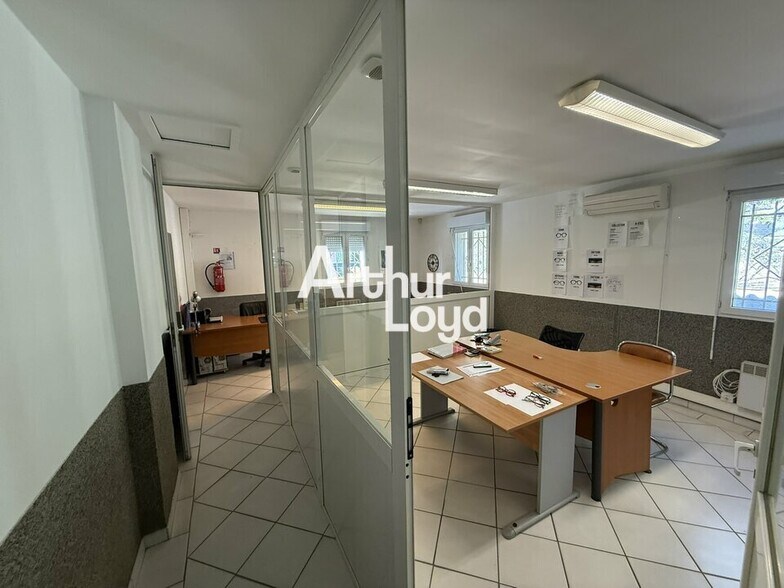 Rue Du Liège, Le Muy for sale - Interior Photo - Image 2 of 4