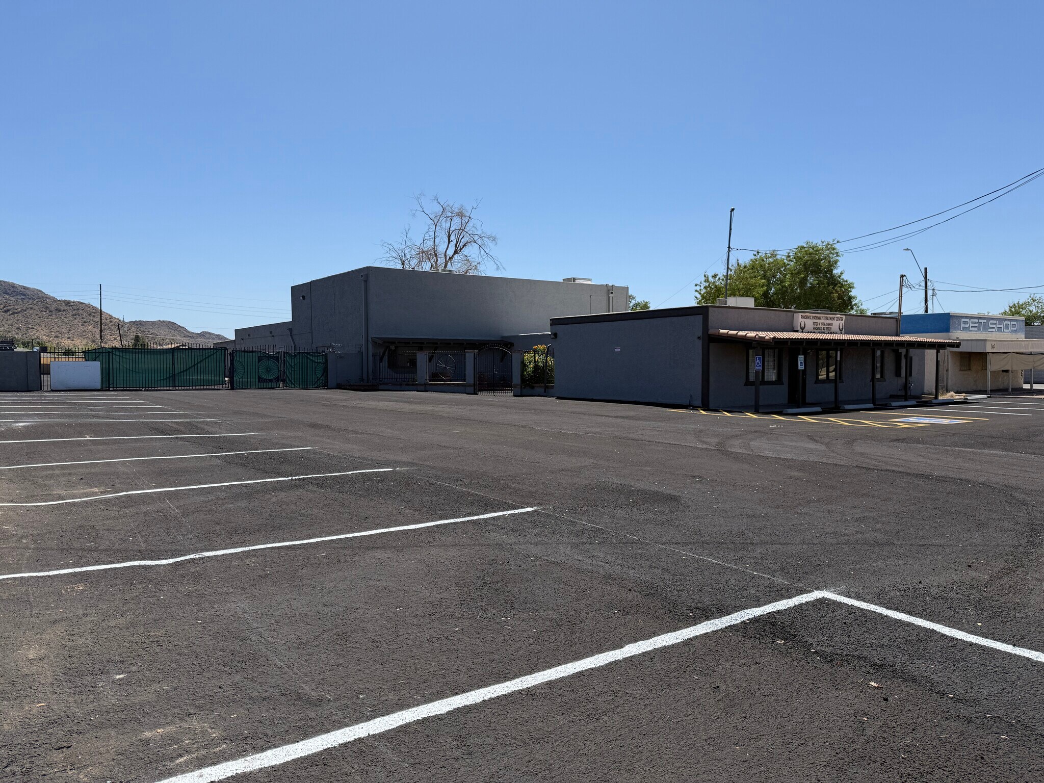 10729 N 19th Ave, Phoenix, AZ à vendre Photo principale- Image 1 de 22