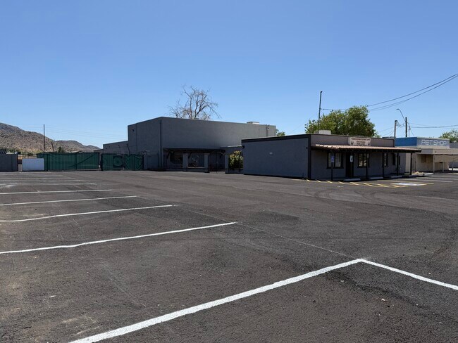 Plus de détails pour 10729 N 19th Ave, Phoenix, AZ - Flex à vendre