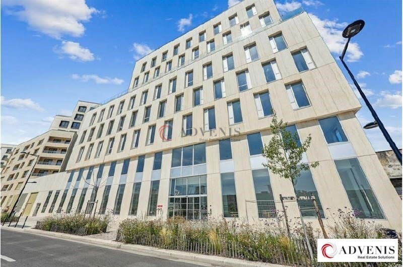 Office in Bordeaux for lease - Building Photo - Image 3 of 12