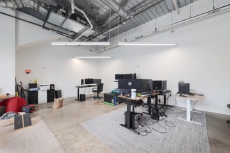 1800 E 4th St, Austin, TX for lease Interior Photo- Image 2 of 8