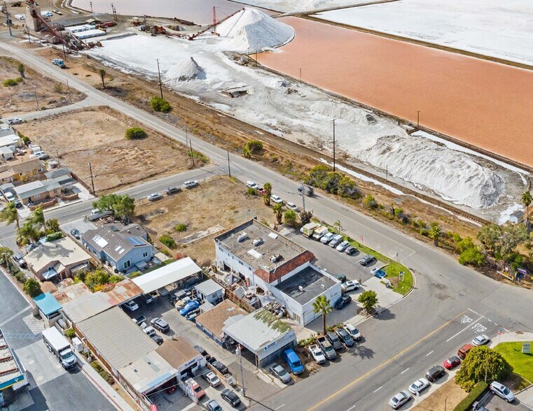 1500 Bay Blvd, Chula Vista, CA à vendre - Photo du bâtiment - Image 3 de 6