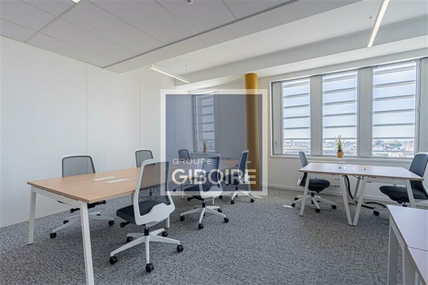 Office in Rennes for lease - Building Photo - Image 2 of 9