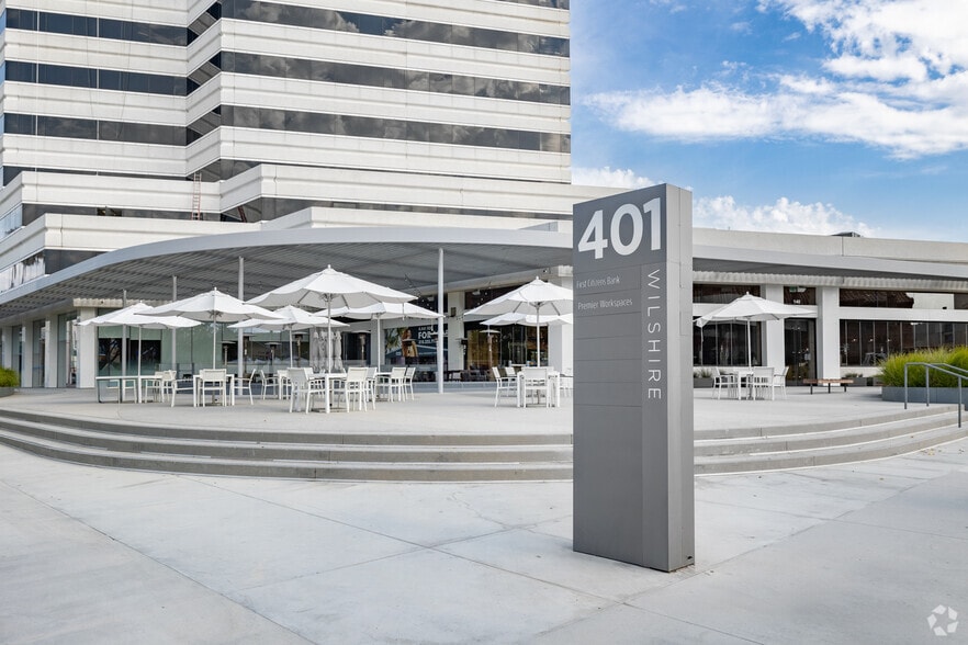 401 Wilshire Blvd, Santa Monica, CA for lease - Building Photo - Image 3 of 28