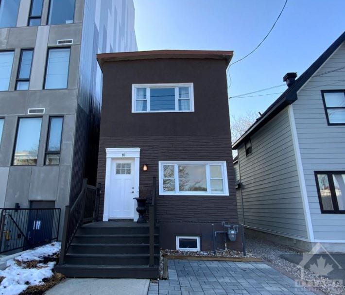 10 Hamilton Av, Ottawa, ON for sale Primary Photo- Image 1 of 1
